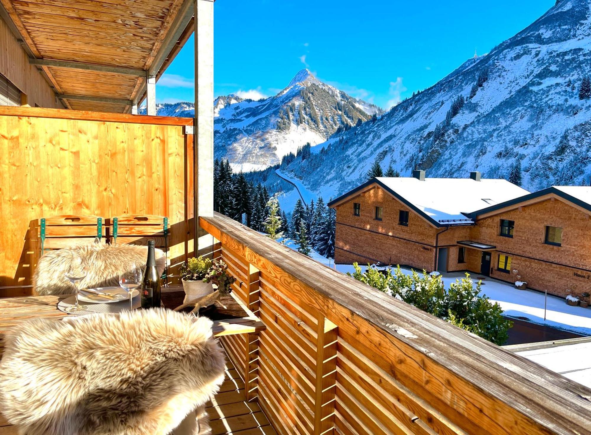 Sonniges Bergblick-Appartement Дамулс Екстериор снимка